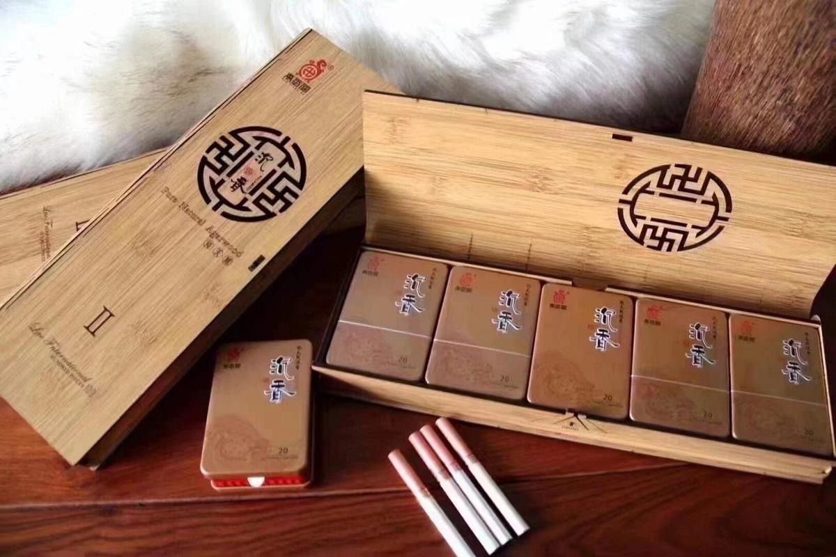 探寻沉香香烟的正品魅力，香气四溢，品味非凡
